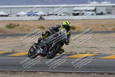 media/Jan-14-2023-SoCal Trackdays (Sat) [[497694156f]]/Turn 4 Set 2 (1030am)/